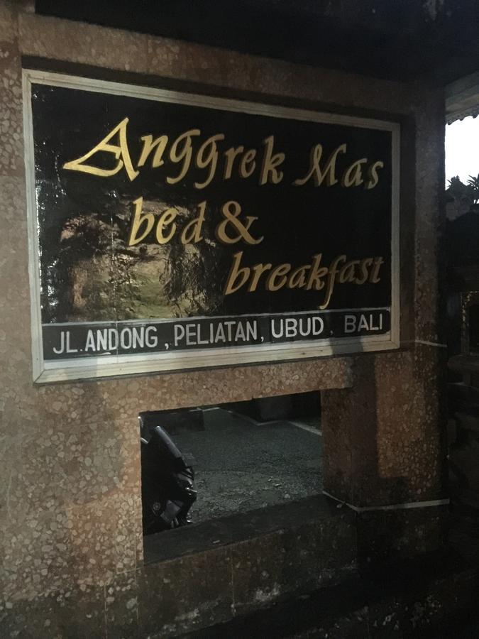 ウブド Anggrek Mas Bed & Breakfastホステル エクステリア 写真
